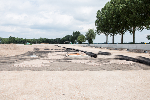 Tensar TriAx geogrid voor truckparking aan A12 Duiven