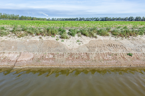 Ecomat K400 natuurlijke erosiebescherming proef in Zeeland Waterschap Deltastromen