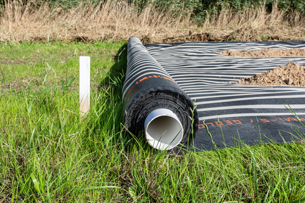 Bouwweg aanleggen zonder grondverbetering met TenCate Geolon HMi-5