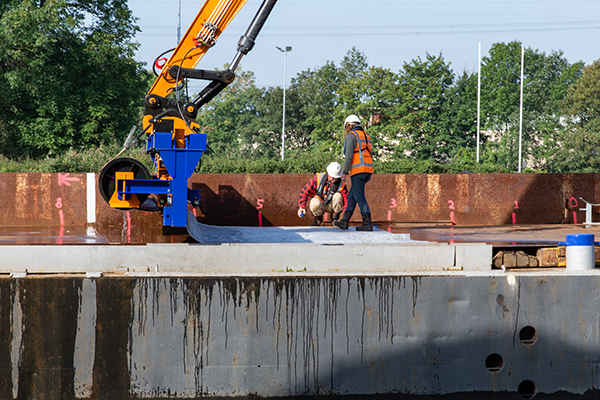 Natuurvriendelijke opwaardering Twentekanalen maatwerkoplossing geotextiel en folie