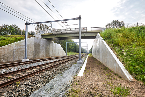 Beton+ systeem voor spoorviaduct witte paarden steenwijkerland